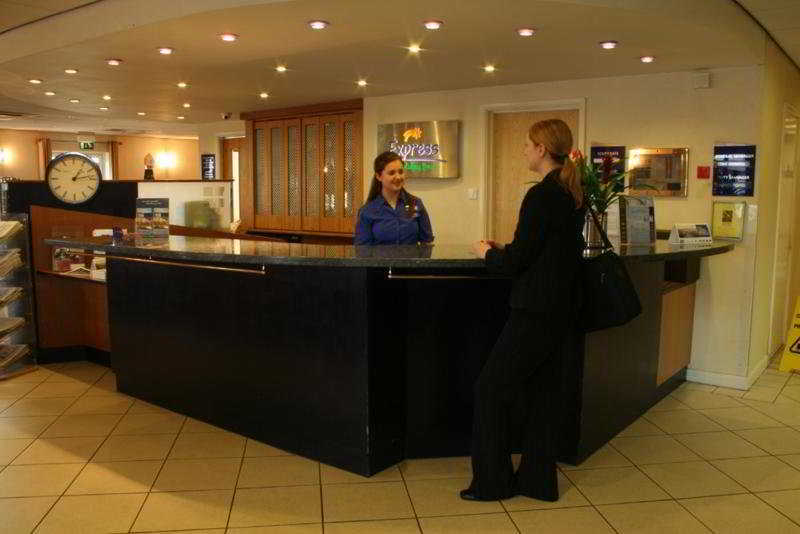 Holiday Inn Express Peterborough By Ihg Интериор снимка